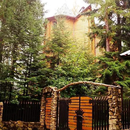Iris Hotel 4*