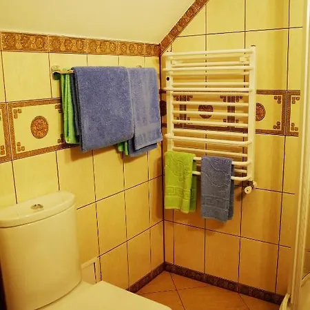 Iris Hotel 4*