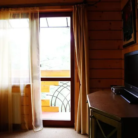 ирис Отель 4*